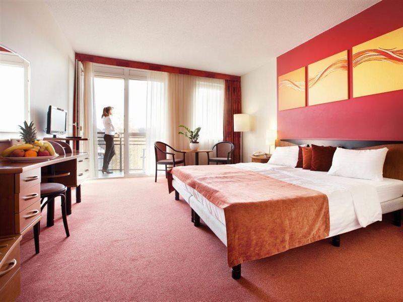 Hotel Europa Fit Hévíz Εξωτερικό φωτογραφία