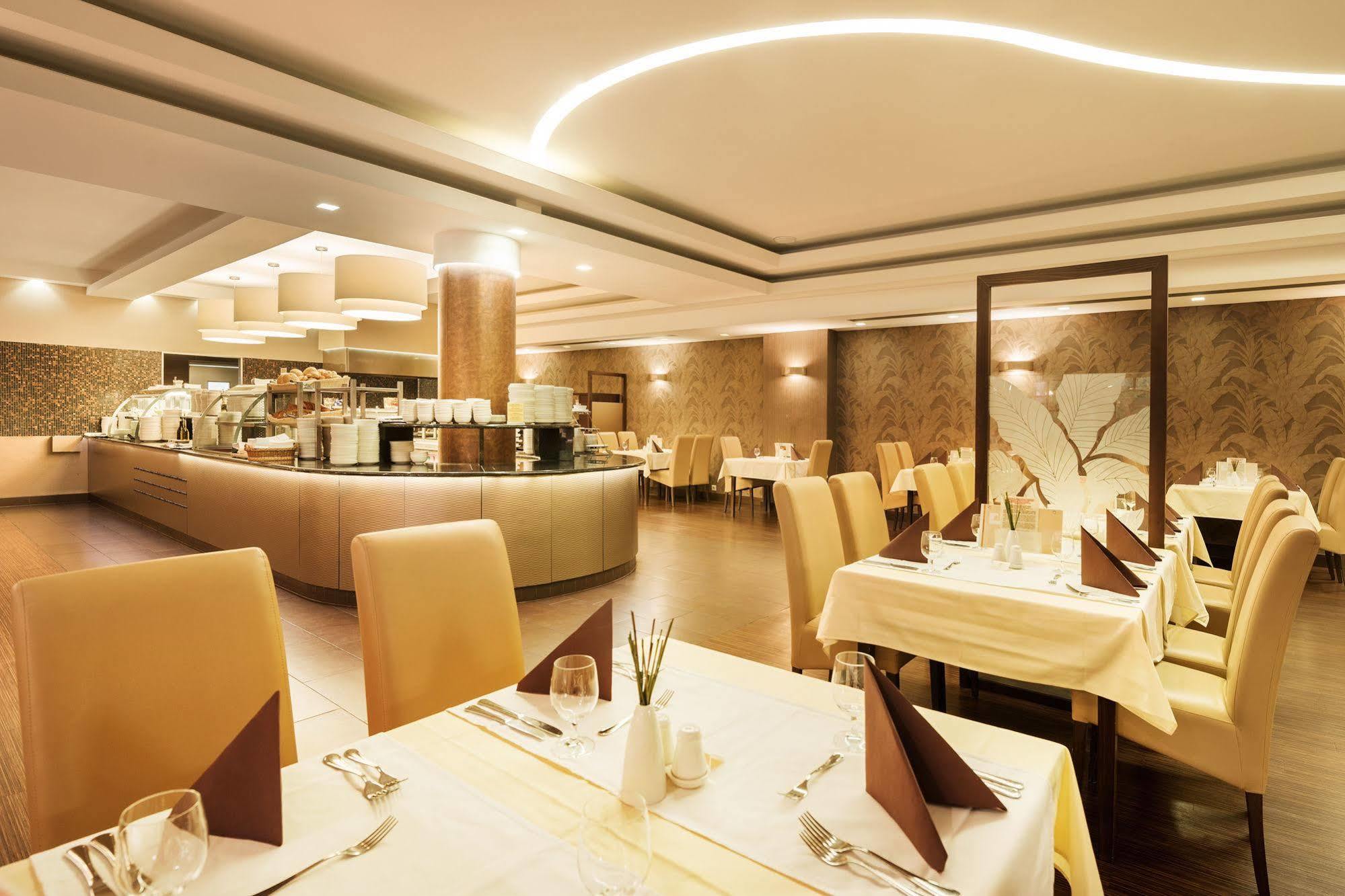 Hotel Europa Fit Hévíz Εξωτερικό φωτογραφία